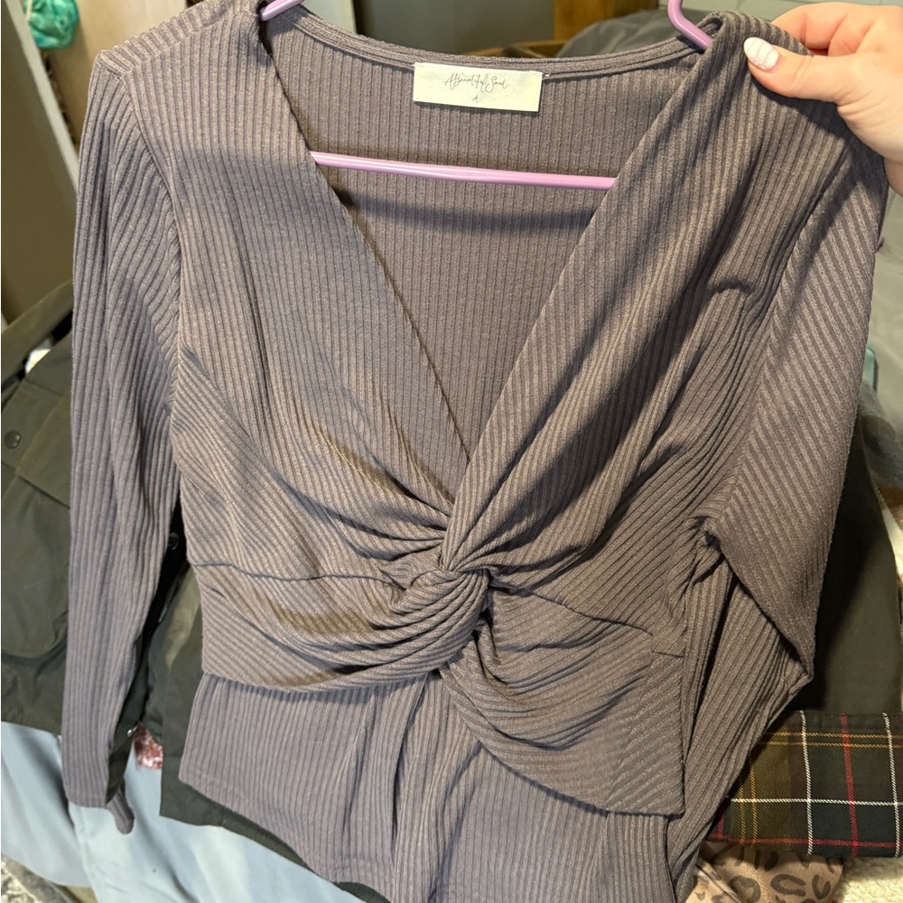 Altar'd State Gray Ribbed Twist Blouse